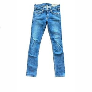 Rag & Bone/Jeans  Size (24) Style: Modele